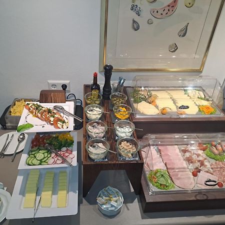 Hotel Zur Wartburg レーダ・ヴィーデンブリュック エクステリア 写真