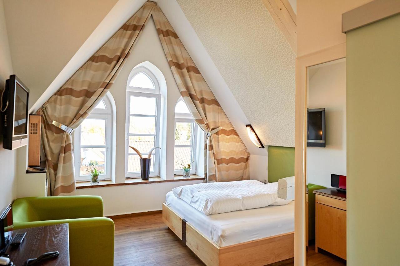Hotel Zur Wartburg レーダ・ヴィーデンブリュック エクステリア 写真