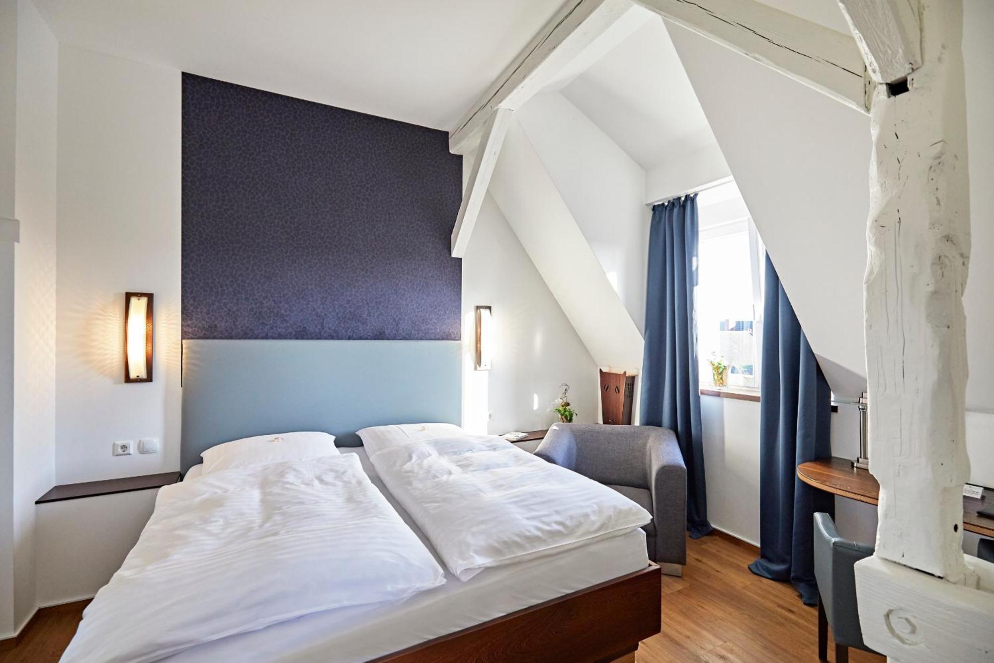 Hotel Zur Wartburg レーダ・ヴィーデンブリュック エクステリア 写真