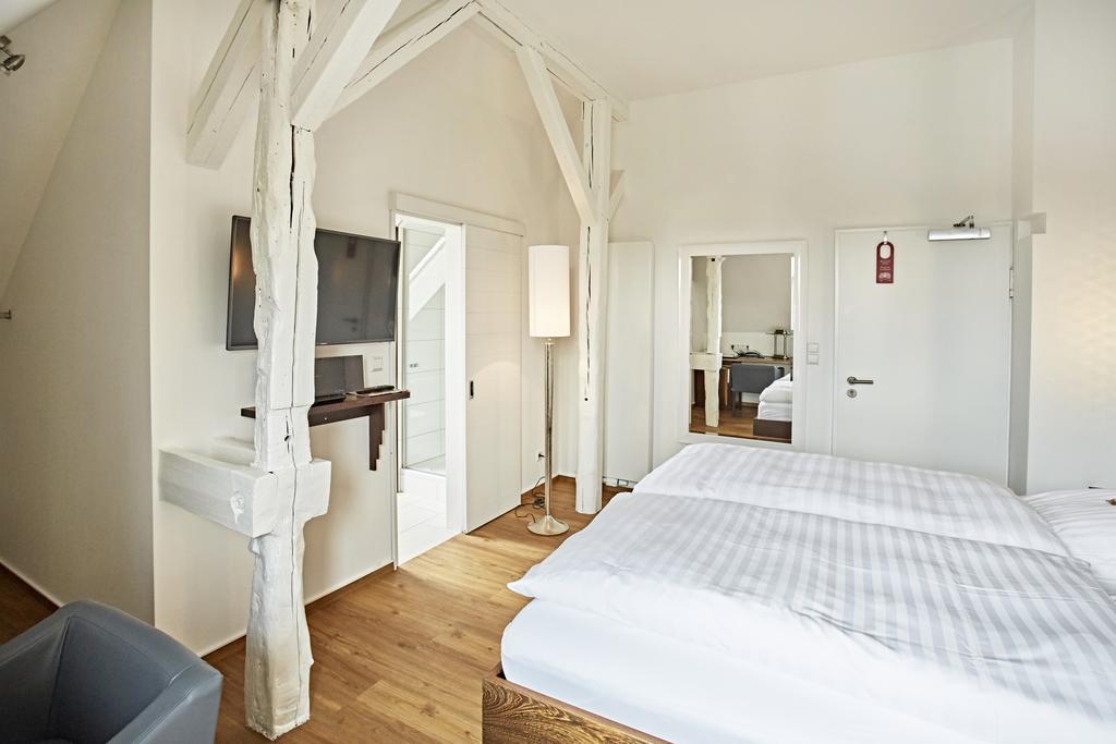Hotel Zur Wartburg レーダ・ヴィーデンブリュック エクステリア 写真