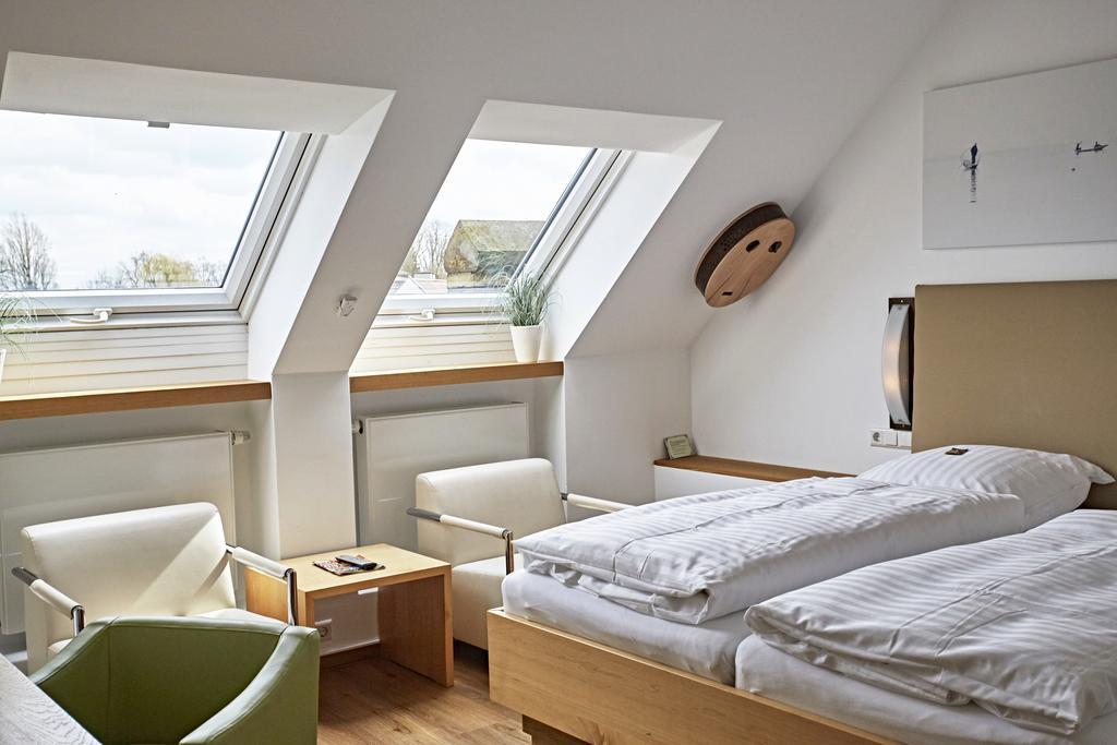 Hotel Zur Wartburg レーダ・ヴィーデンブリュック エクステリア 写真
