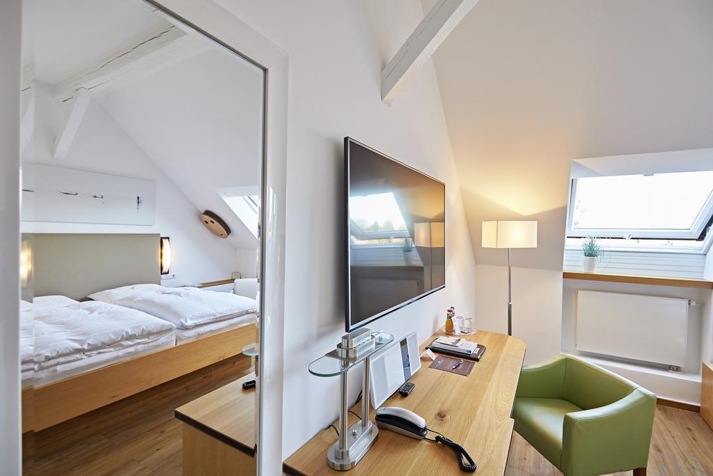 Hotel Zur Wartburg レーダ・ヴィーデンブリュック エクステリア 写真